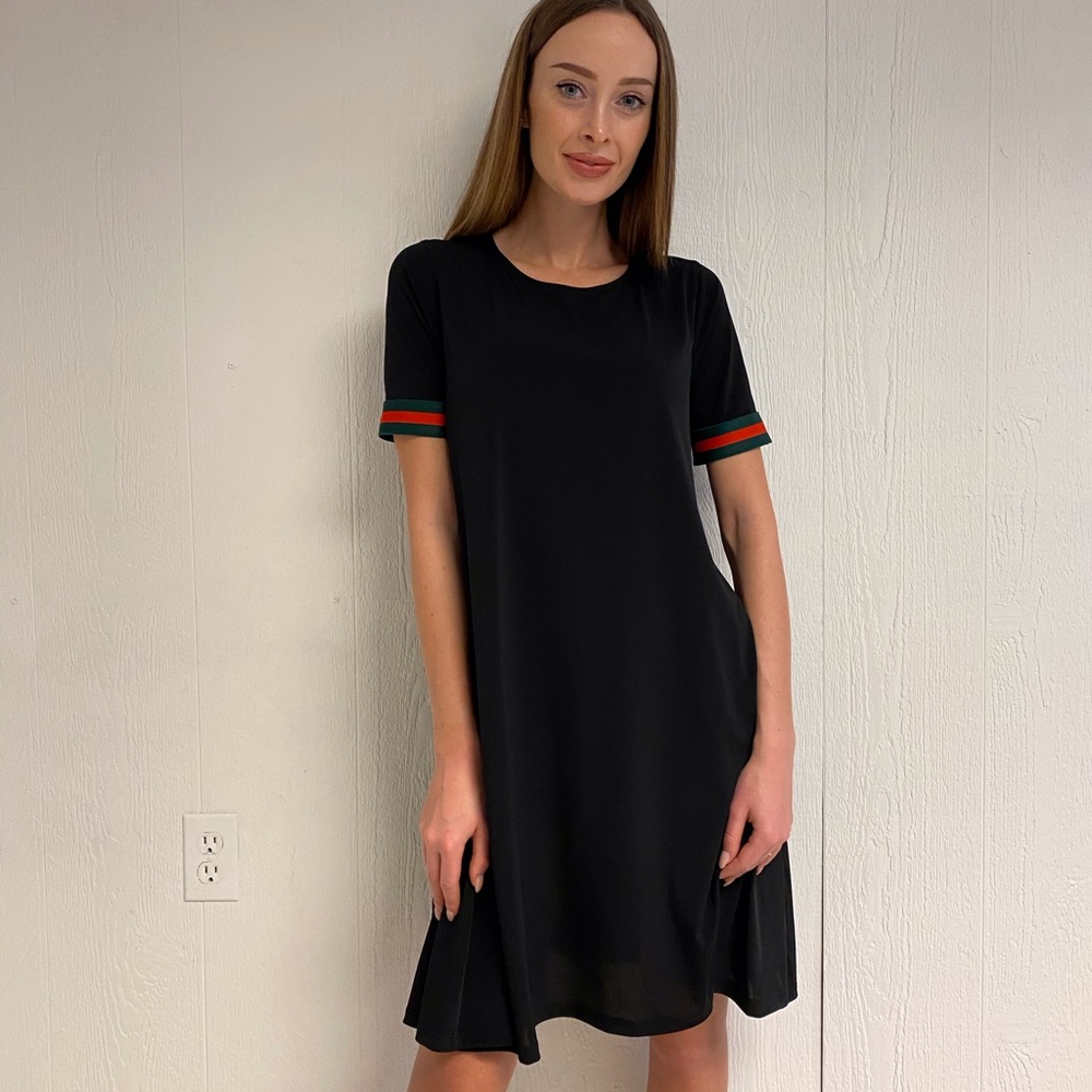 Casual Black Mini Dress Detail on sleeves - Size XL